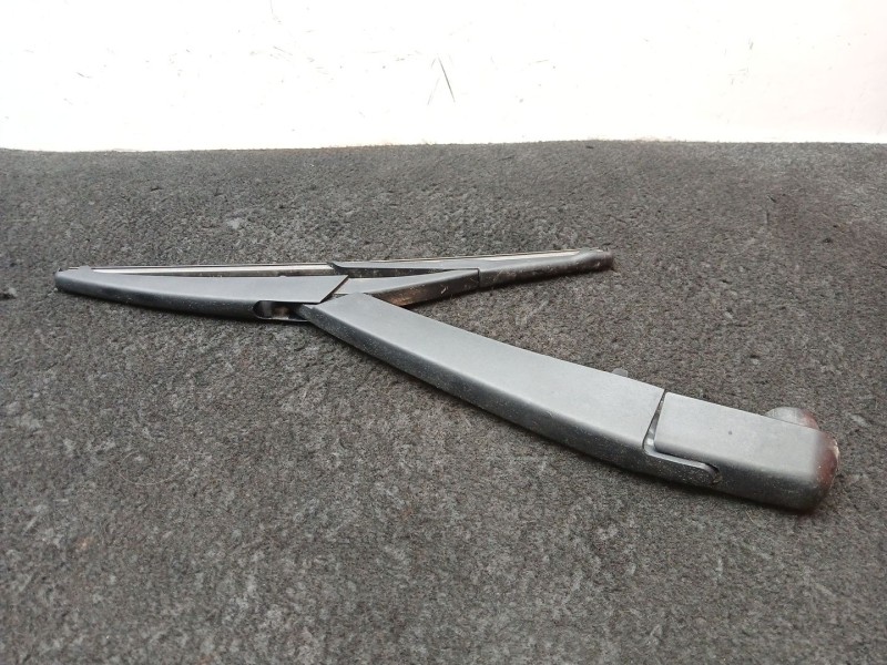 Recambio de brazo limpia trasero para dacia duster (hm_) 1.5 dci 115 4x4 referencia OEM IAM 287807006R VALEO 