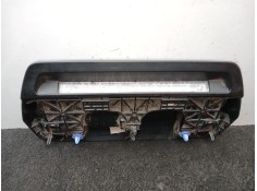 Recambio de luz central de freno para dacia duster (hm_) 1.5 dci 115 4x4 referencia OEM IAM 265958992D - V137C411  