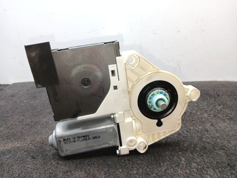 Recambio de motor elevalunas delantero derecho para volkswagen passat b6 (3c2) 2.0 tdi 16v referencia OEM IAM 1K0959702K - 98085