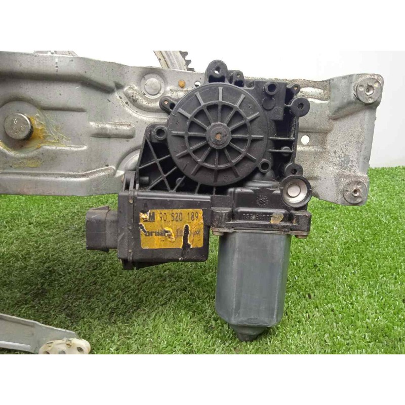 Recambio de elevalunas delantero derecho para opel corsa c referencia OEM IAM 90520189 CORSA.C - ELECTRICO - 6.PINES 5.PUERTAS -