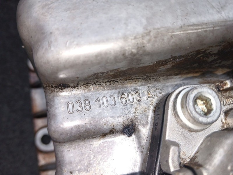 Recambio de carter para seat altea (5p1) 2.0 tdi referencia OEM IAM 038103603AG CON SENSOR 