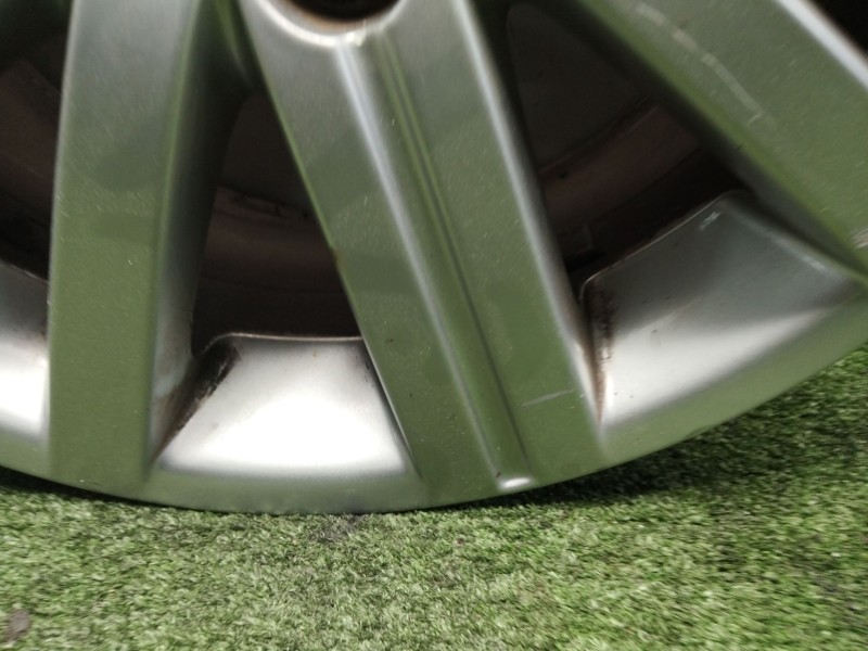 Recambio de llanta para volkswagen golf vi (5k1) 1.6 tdi referencia OEM IAM 5K0601025J  15´´PULGADAS