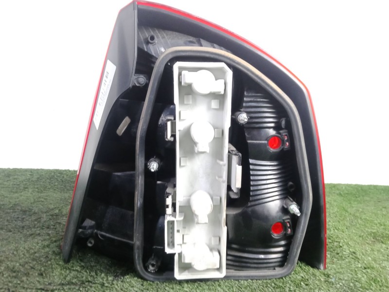 Recambio de piloto trasero izquierdo para skoda octavia ii (1z3) 1.6 tdi referencia OEM IAM 1Z5945095B - 1Z5945111B 09-13 VISTEO