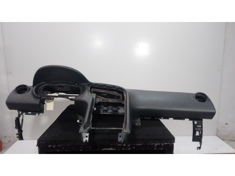 Recambio de salpicadero para peugeot 5008 (0u_, 0e_) 1.6 hdi referencia OEM IAM 9685481677 - 9685506177  NEGRO