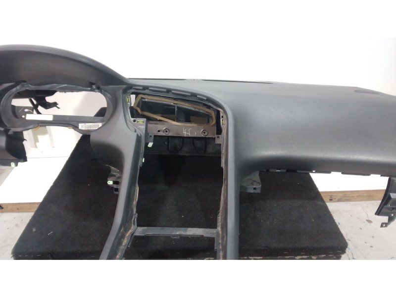 Recambio de salpicadero para peugeot 5008 (0u_, 0e_) 1.6 hdi referencia OEM IAM 9685481677 - 9685506177  NEGRO