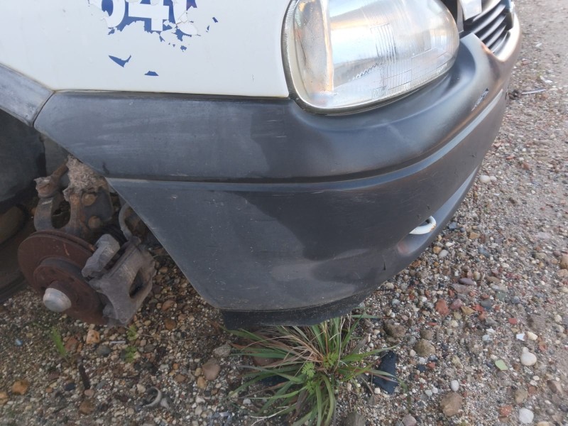 Recambio de paragolpes delantero para opel combo (corsa b) 1.7 diesel referencia OEM IAM   