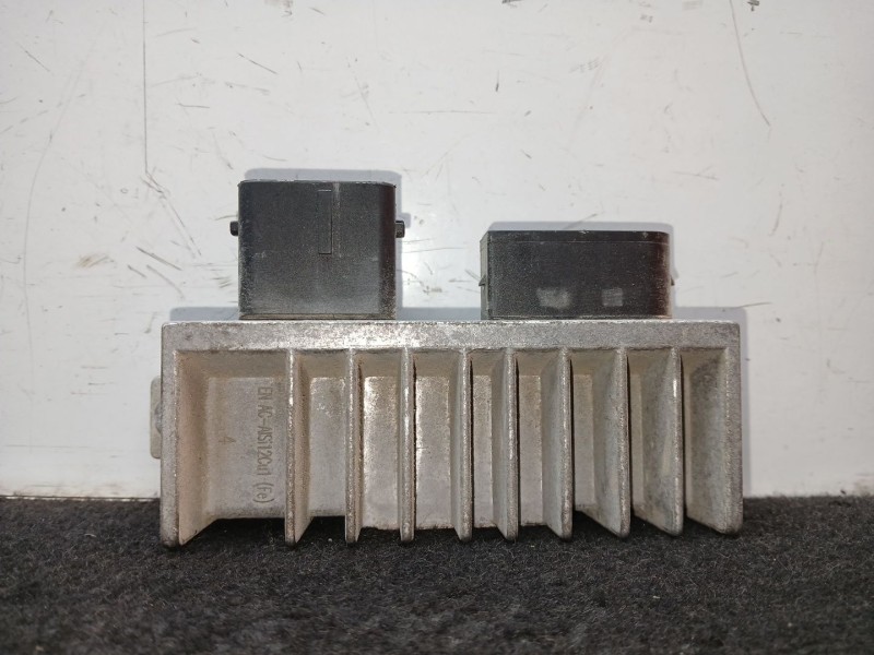 Recambio de caja precalentamiento para dacia duster (hm_) 1.5 dci 115 4x4 referencia OEM IAM 271202380R NAGARES 