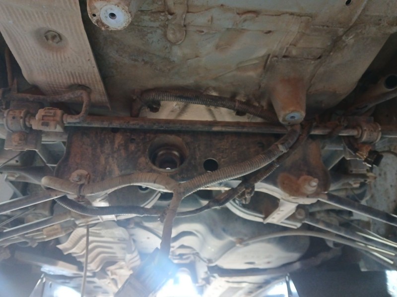 Recambio de puente trasero para dacia duster (hm_) 1.5 dci 115 4x4 referencia OEM IAM   