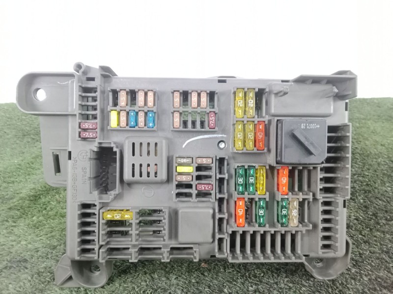 Recambio de caja reles / fusibles para bmw x6 (e71, e72) xdrive 30 d referencia OEM IAM 518954021A - 693168704 - B010105300 - 29