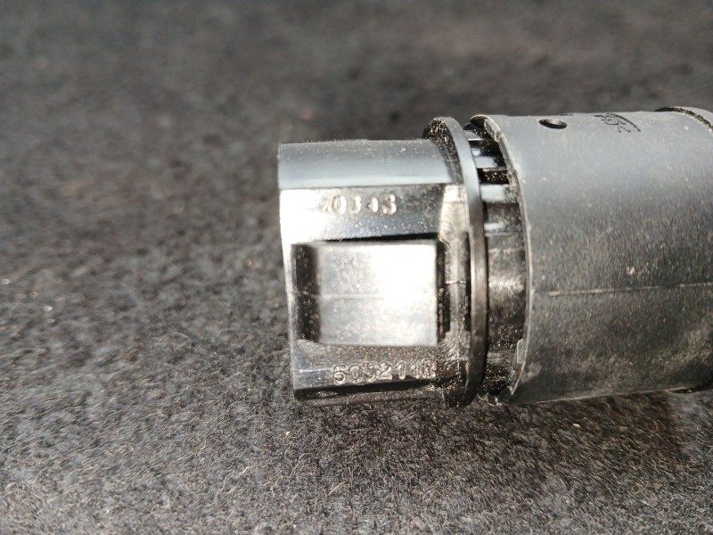 Recambio de boton start/stop para dacia duster (hm_) 1.5 dci 115 4x4 referencia OEM IAM 503211R VALEO 