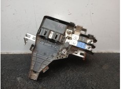 Recambio de caja reles / fusibles para dacia duster (hm_) 1.5 dci 115 4x4 referencia OEM IAM 241148233R FUSIBLES DE BATERIA 