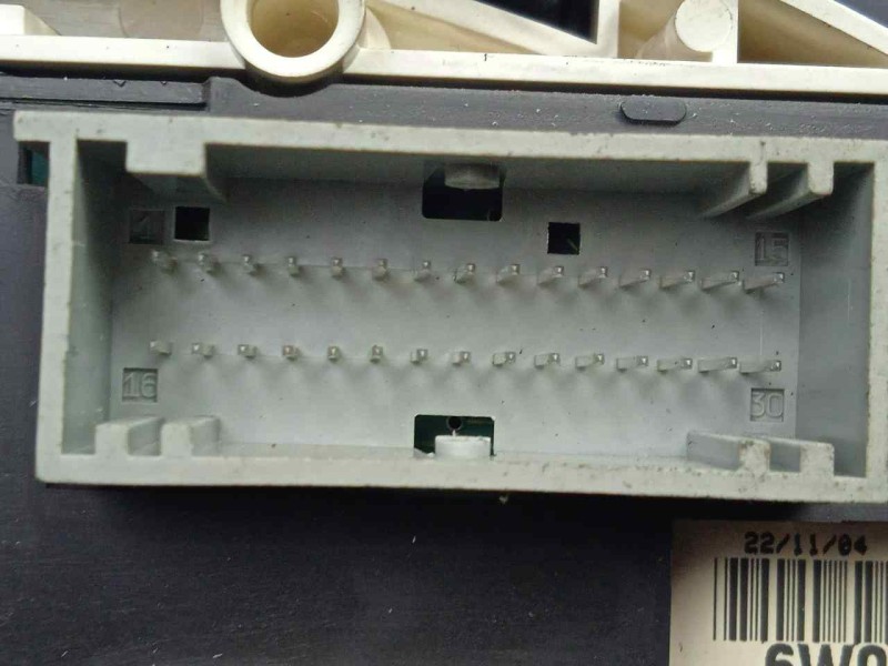 Recambio de cuadro instrumentos para renault vel satis (bj0) 2.2 dci turbodiesel referencia OEM IAM 8200263365  