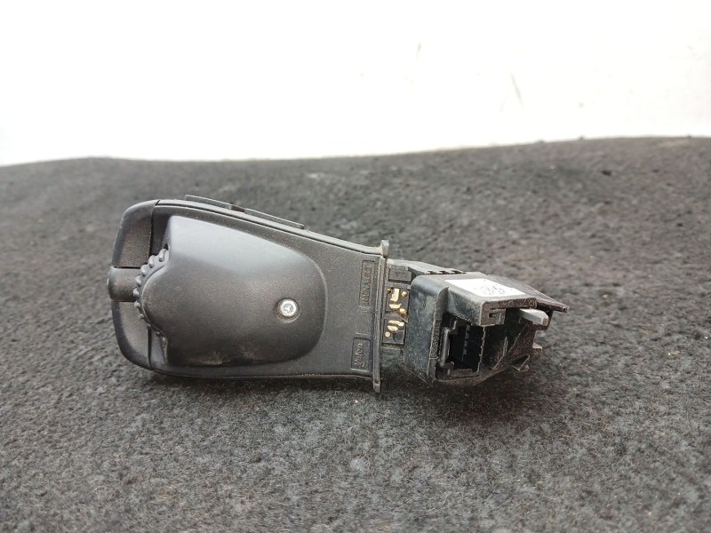 Recambio de mando volante para dacia duster (hm_) 1.5 dci 115 4x4 referencia OEM IAM 255526831R  