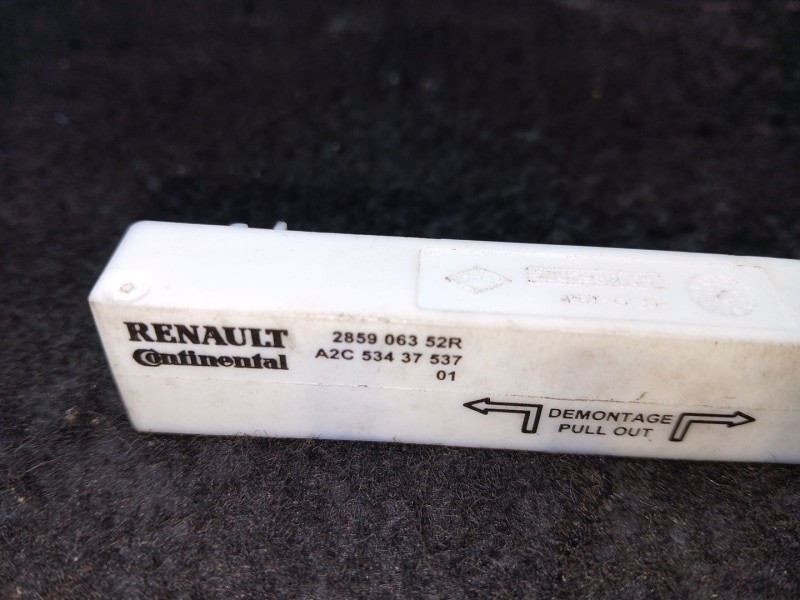 Recambio de antena para dacia duster (hm_) 1.5 dci 115 4x4 referencia OEM IAM 285906352R - A2C53437537 CONTINENTAL 