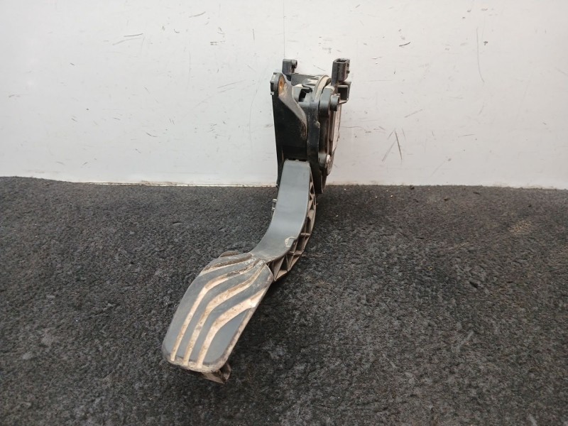 Recambio de potenciometro pedal para dacia duster (hm_) 1.5 dci 115 4x4 referencia OEM IAM 180108467R - 6PV01290203 HELLA 