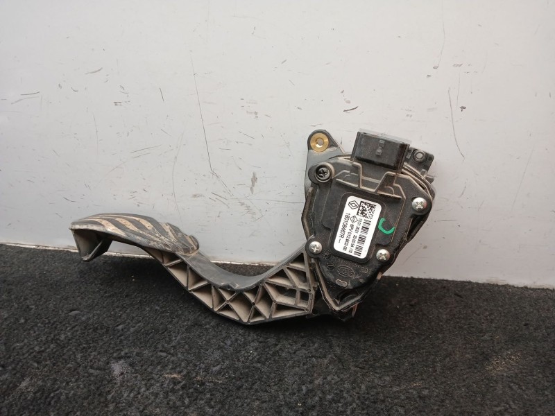 Recambio de potenciometro pedal para dacia duster (hm_) 1.5 dci 115 4x4 referencia OEM IAM 180108467R - 6PV01290203 HELLA 