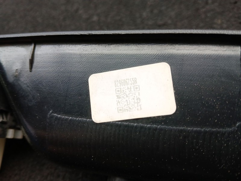 Recambio de mando elevalunas trasero derecho para dacia duster (hm_) 1.5 dci 115 4x4 referencia OEM IAM 829606755R  