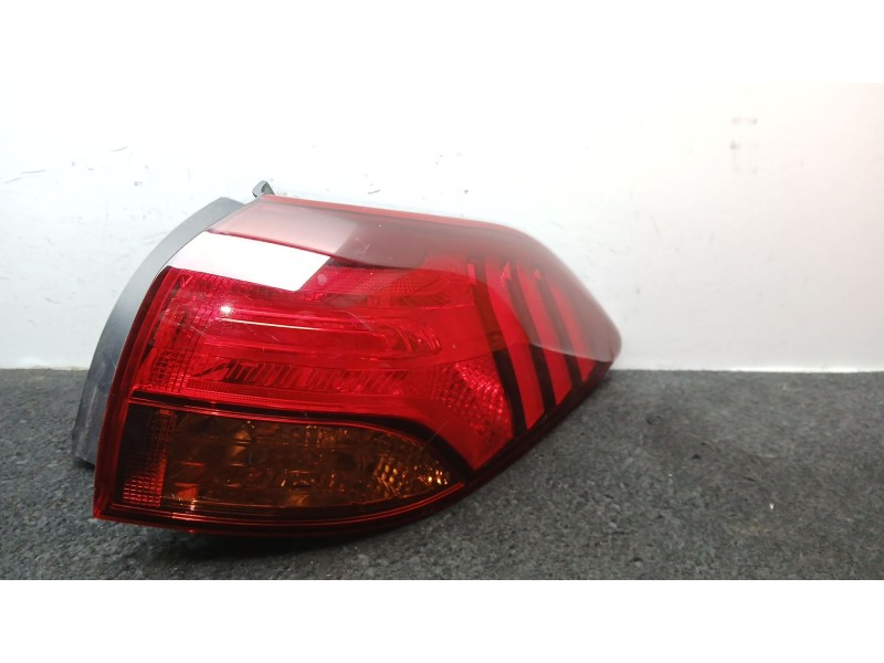 Recambio de piloto trasero derecho para hyundai tucson (tl, tle) 1.6 gdi referencia OEM IAM 92402D7500  