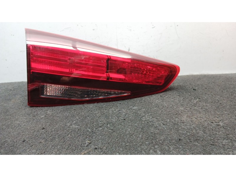 Recambio de piloto trasero izquierdo interior para hyundai tucson (tl, tle) 1.6 gdi referencia OEM IAM 92403D7500  