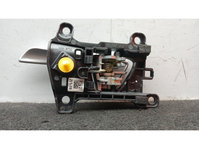 Recambio de maneta interior delantera derecha para hyundai tucson (tl, tle) 1.6 gdi referencia OEM IAM ZL5FR  