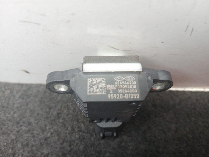 Recambio de sensor impacto airbag para hyundai tucson (tl, tle) 1.6 gdi referencia OEM IAM 95920B1050 - 624944200  