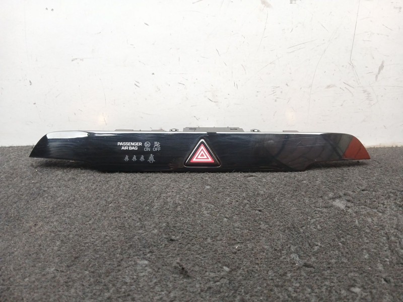 Recambio de warning para hyundai tucson (tl, tle) 1.6 gdi referencia OEM IAM 93700D7000 - 3D13601000  