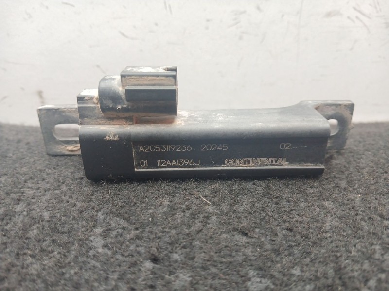 Recambio de antena para dacia duster (hm_) 1.5 dci 115 4x4 referencia OEM IAM A2C53119236 CONTINENTAL AMP ANTENA