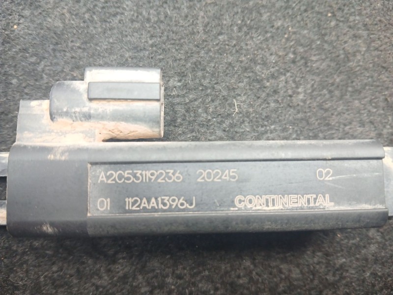 Recambio de antena para dacia duster (hm_) 1.5 dci 115 4x4 referencia OEM IAM A2C53119236 CONTINENTAL AMP ANTENA