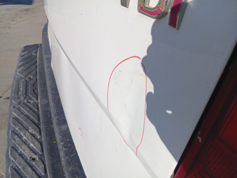 Recambio de porton trasero derecho para volkswagen crafter 30-50 furgoneta (2e_) 2.5 tdi referencia OEM IAM   CON DEFECTOS