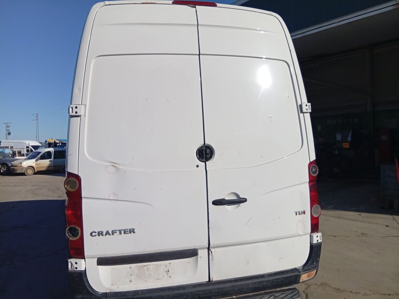 Recambio de porton trasero izquierdo para volkswagen crafter 30-50 furgoneta (2e_) 2.5 tdi referencia OEM IAM   CON DEFECTOS