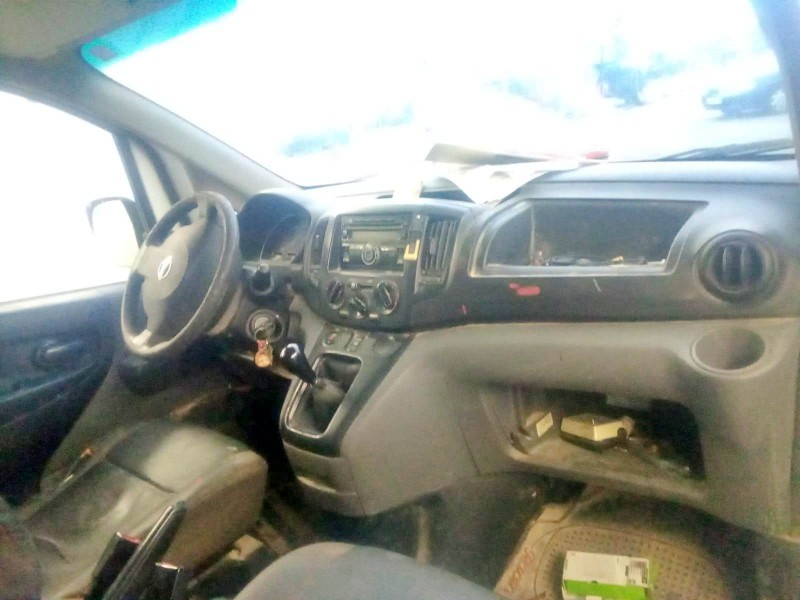 nissan nv200 furgoneta del año 2011