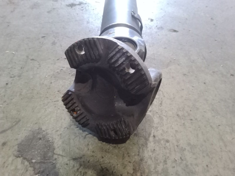 Recambio de transmision central para mercedes-benz atego 1321 ls 4x2 referencia OEM IAM SIN REFERENCIA L2800MM - DISTANCIA.TORNI