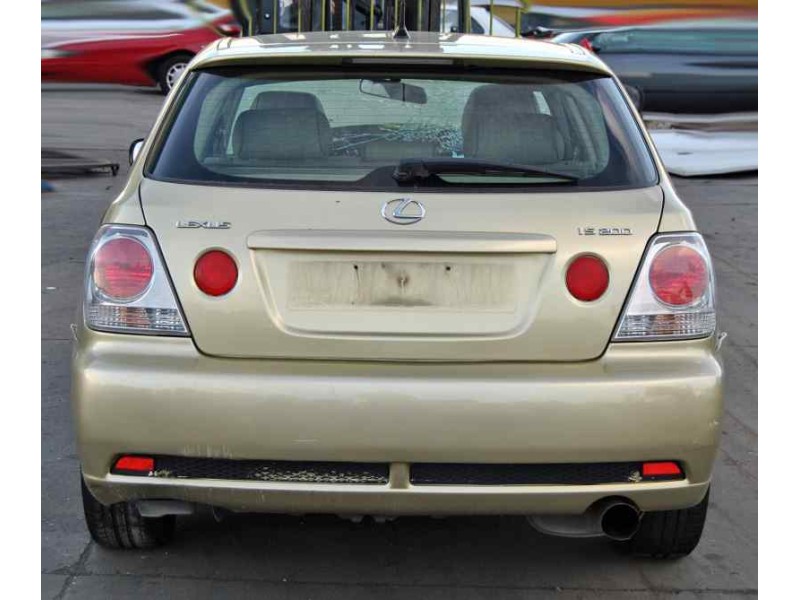 Recambio de paragolpes trasero para lexus is200 (gxe10) sport cross referencia OEM IAM  RANCHERA / FAMILIAR CROSS BREAK
