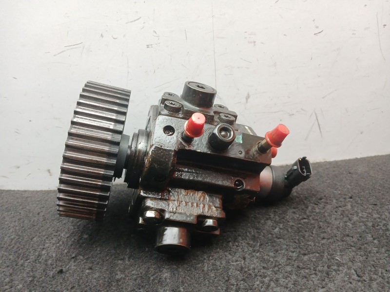 Recambio de bomba inyeccion para opel vectra c (z02) 1.9 cdti (f69) referencia OEM IAM 0445010097 - 0055204599 BOSCH 