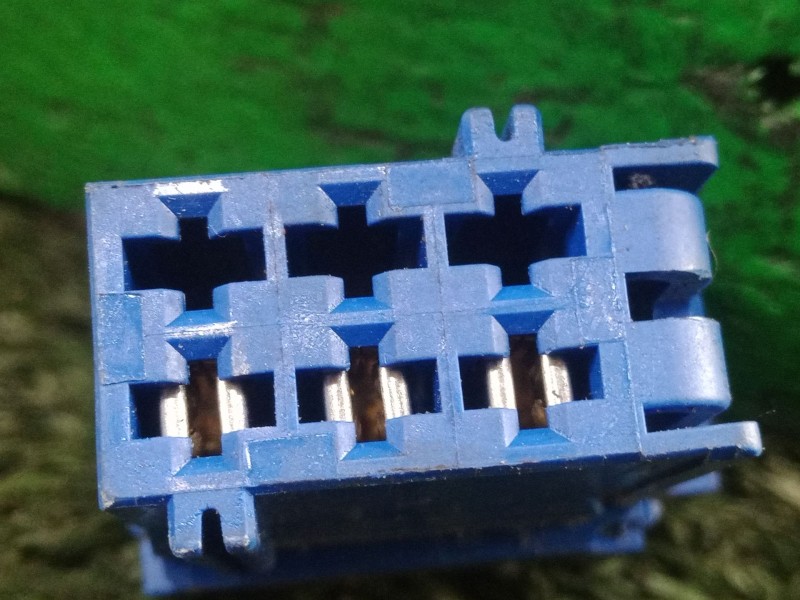 Recambio de conmutador de arranque para mercedes-benz atego 1321 ls 4x2 referencia OEM IAM A0385450432 2.CONECTORES - CON.TAPON.