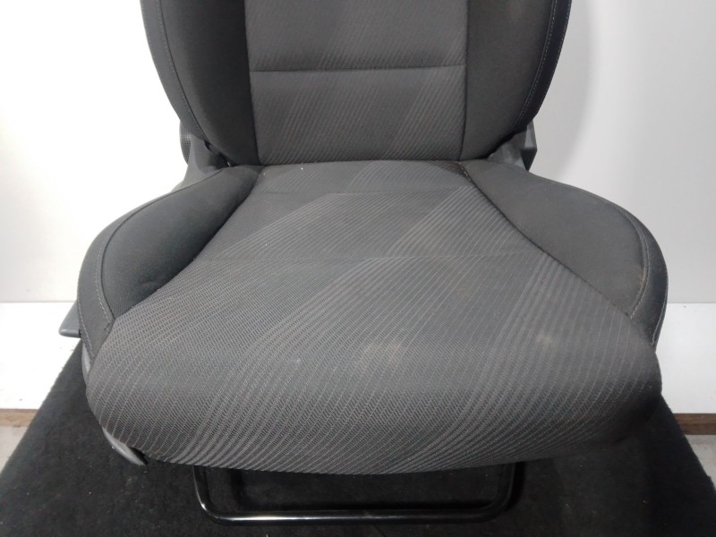 Recambio de asiento delantero derecho para hyundai tucson (tl, tle) 1.6 gdi referencia OEM IAM  TELA 