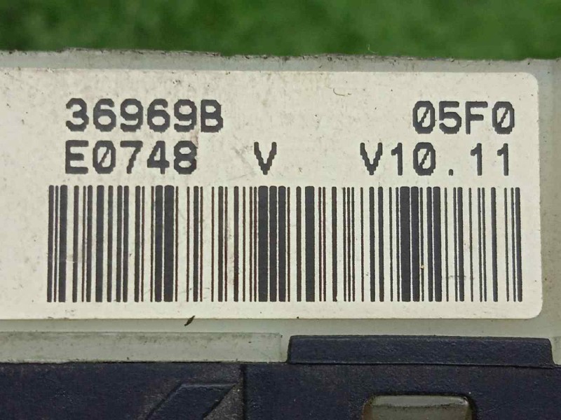 Recambio de mando limpia para renault master desde ´98 2.8 tdi referencia OEM IAM 36969B 13.PIN 