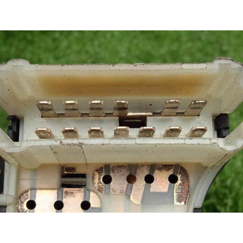 Recambio de mando limpia para renault master desde ´98 2.8 tdi referencia OEM IAM 36969B 13.PIN 