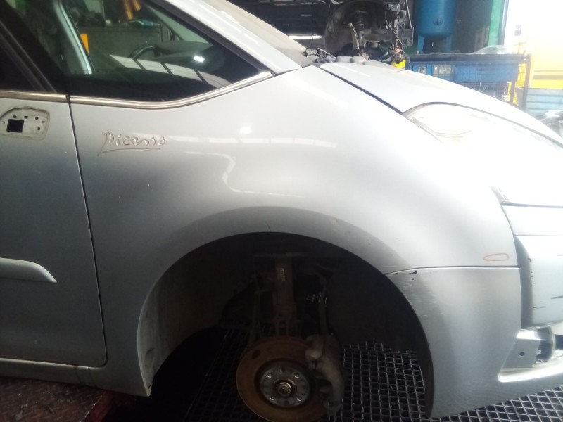 Recambio de aleta delantera derecha para citroën c4 grand picasso i (ua_) 1.6 hdi referencia OEM IAM   