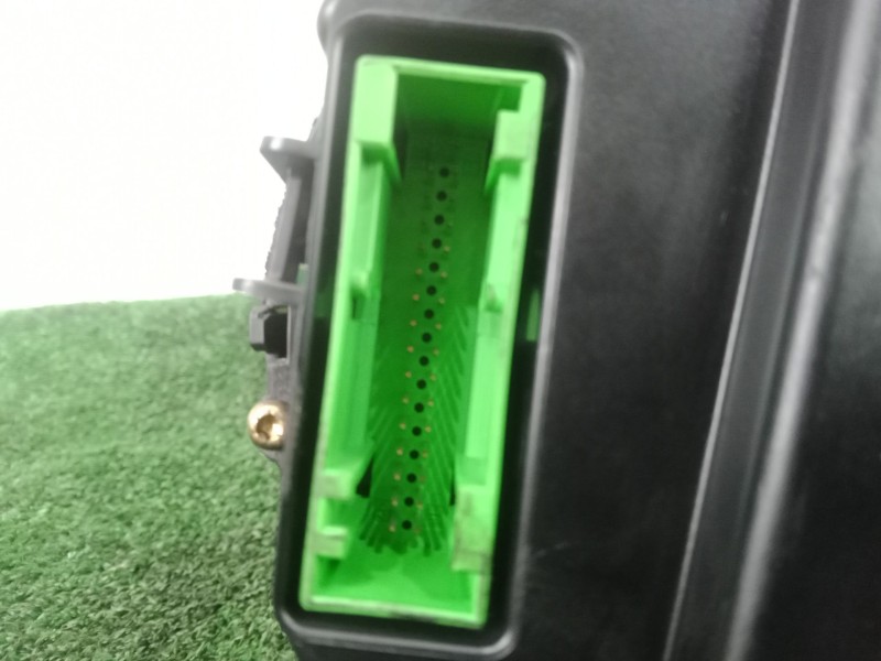 Recambio de cuadro instrumentos para audi a3 (8l1) 1.9 tdi referencia OEM IAM 8L0919860B - 110008778005 2.CONECTORES 