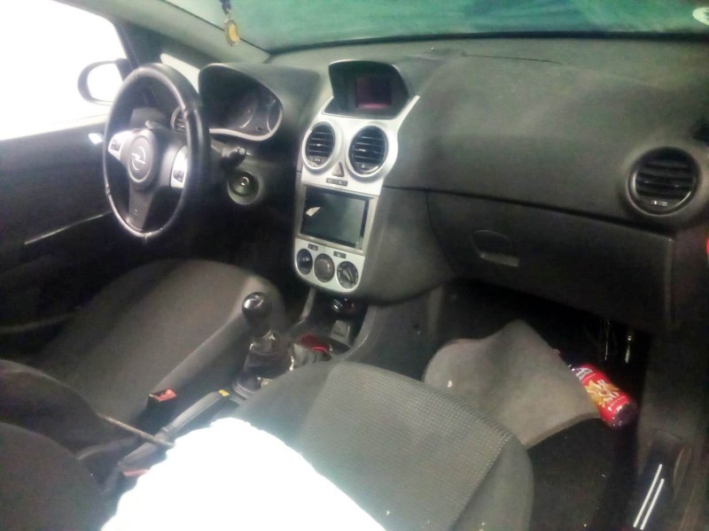 opel corsa d (s07) del año 2013