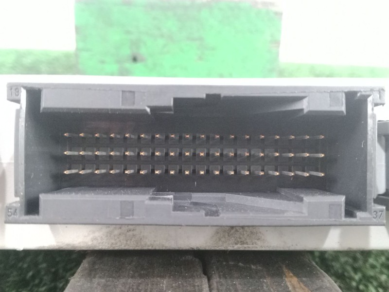 Recambio de modulo electronico para bmw 3 (e46) 320 d referencia OEM IAM 613583855439  