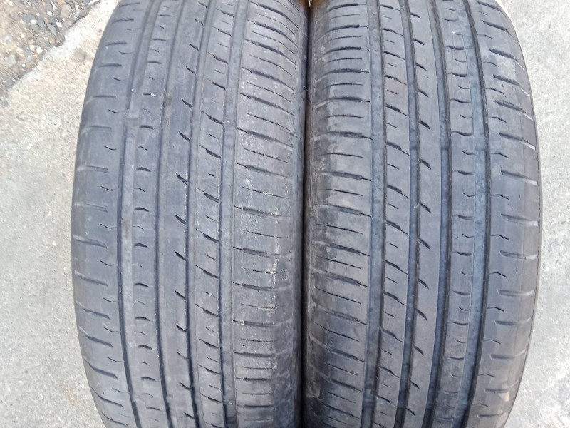 Recambio de pareja neumaticos para nissan primera hatchback (p12) 1.9 dci referencia OEM IAM 205/60R16-92V 92V - TURISMO LADGEMA