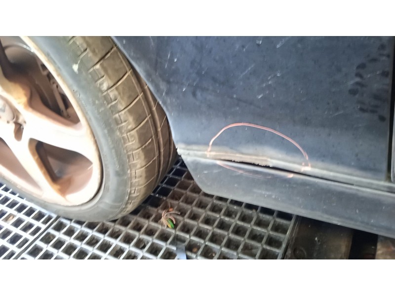 Recambio de aleta delantera derecha para bmw serie 3 berlina (e46) 320d referencia OEM IAM   