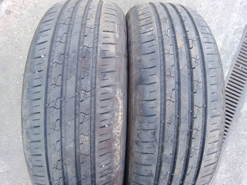 Recambio de pareja neumaticos para nissan primera hatchback (p12) 1.9 dci referencia OEM IAM 205/60R16-92V 92V - TURISMO CONFORT