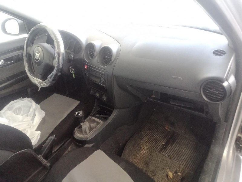 seat ibiza iii (6l1) del año 2003