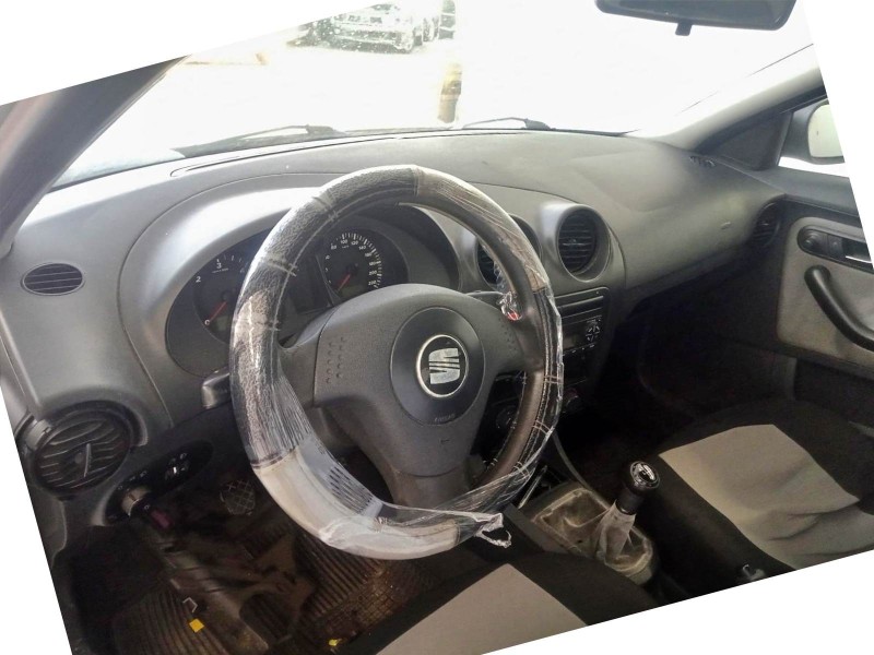 seat ibiza iii (6l1) del año 2003