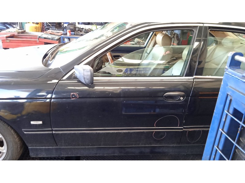 Recambio de puerta delantera izquierda para bmw 5 (e39) 525 d referencia OEM IAM   