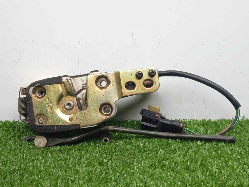 Recambio de cerradura puerta delantera izquierda para mitsubishi galloper (hyundai) 2.5 turbodiesel referencia OEM IAM  3.PUERTA