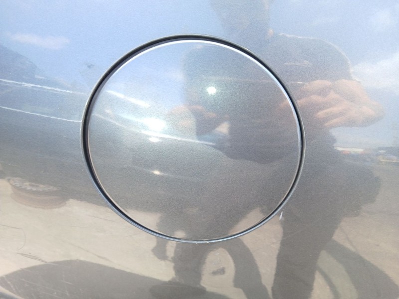 Recambio de tapa exterior combustible para seat leon (1m1) 1.6 16 v referencia OEM IAM   